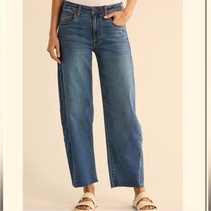 MAKE AN OFFER - KUT from the Kloth Wide Leg Barrel Jeans